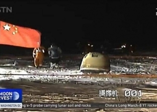 حدث تاريخي جديد..عودة مسبار صيني حاملا صخورا من القمر بعد رحلة 40 عاما