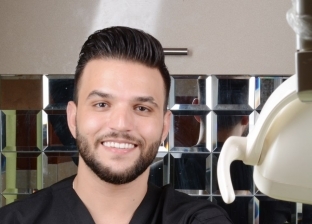 «جمعان» يدشن مبادرة مجانية لعلاج مرضى الأسنان غير القادرين بسوريا: «واجب عليا»