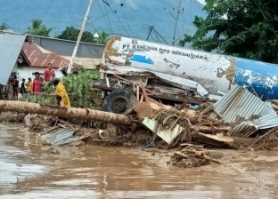 ارتفاع ضحايا فيضانات إندونيسيا وتيمور الشرقية لـ157 قتيلا