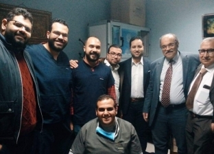 خبير مصري عالمي يجري جراحة نادرة في جامعة الزقازيق