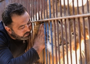 بالفيديو.. شاب سوري يحول منزله إلى حديقة للحيوانات المفترسة