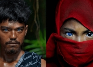 "واحدة زرقة والتانية بني".. لون العيون يثير الجدل في قبيلة إندونيسية