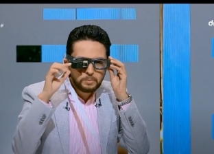 مخترع نظارة تترجم الصوت إلى لغة إشارة: سنضيف اللغة العربية لها قريبا