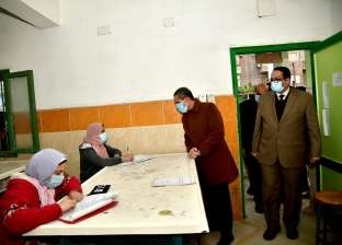 محافظ الغربية يطمئن على سير الامتحانات في المحلة الكبرى