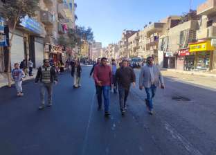محافظ أسيوط يتابع أعمال رصف شوارع مركزي ساحل سليم ومنفلوط
