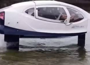 بالفيديو| في هولندا.. "تاكسي" يسير ويطير فوق الماء