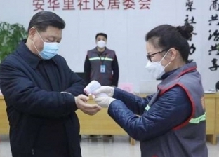 من وزيرة الصحة لرئيس الصين.. مسؤولون يظهرون بالكمامات بعد تفشي كورونا