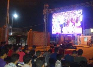 الآلاف يشاهدون مباراة منتخب مصر بالأندية والمقاهي في الغردقة 