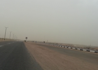 "مرور جنوب سيناء" يكثف تواجده على الطريق الدولي بسبب العاصفة الرملية