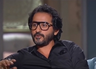 أحمد حلمي يكشف عن تحضيره لفيلم سينمائي ومسلسل رمضاني جديد