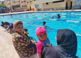 رحلة أطفال ذوي الاحتياجات الخاصة لـ حمام سباحة: لعب وأكل وغنا