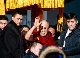 22 معلومة عن «الدلاي لاما»: أول قائد بوذي يدين أحداث بورما