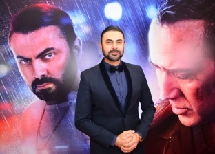 يحضر لفيلم عالمي جديد.. محمد كريم يقضي رمضان في هوليوود