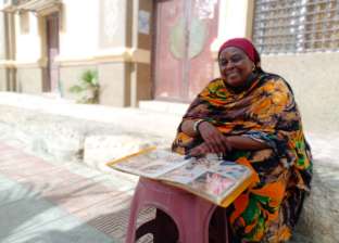 «التاتو» رزق السودانيات على كورنيش الإسكندرية في عيد الأضحى 