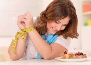 دراسة: الامتناع عن الطعام بعد الثانية ظهرا يساعد على فقدان الوزن