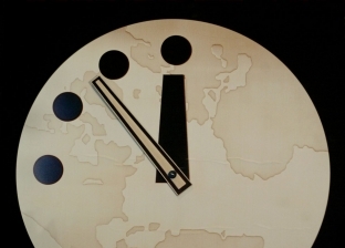 تقديم «ساعة القيامة» 100 ثانية.. العلماء يحددون موعد نهاية البشرية