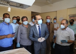 نائب محافظ سوهاج يتفقد مستشفى دار السلام المركزي ووحدتين صحيتين 