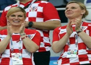 رئيسة كرواتيا تدعم منتخب بلادها بـ"فيديو".. وهذا سبب غيابها عن الملعب