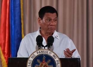 رئيس الفلبين يهدد برمي فريق الأمم المتحدة للتماسيح
