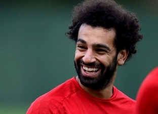 بالصور.. صحيفة: محمد صلاح يضيف "بنتلي جي تي" إلى أسطول سياراته الفارهة