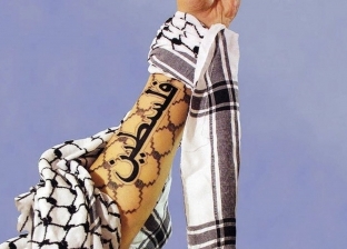 رحلة «الكوفية الفلسطينية» من غطاء الرأس إلى رمز المقاومة.. تراث محفور في الأذهان