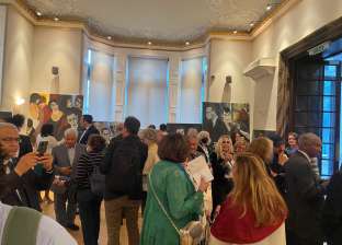 افتتاح معرض فني مصري في لندن بعنوان «رحلة مصر عبر العالم»