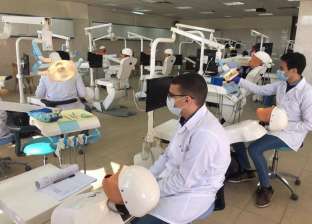 "رمضان الخير في زمن كورونا".. طبيب أسنان يقدم خدماته بالمجان