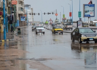 أمطار غزيرة تجتاح الإسكندرية.. والمحافظة تعلن حالة الطوارئ