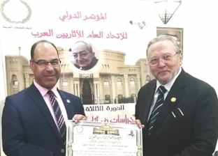 أستاذ آثار إسلامية بجامعة بورسعيد يحصد جائزة "الشيخ جميل خوقير"