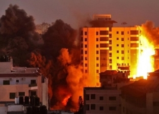 طيران الاحتلال الإسرائيلي يقصف مربعا سكنيا كاملا شمال غزة