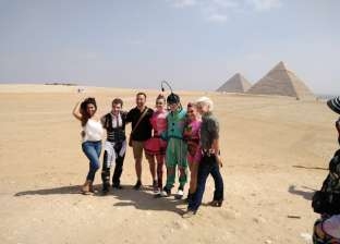 "لأول مرة في بمصر".. فرقة سيرك العالمية تزور الأهرامات وأبو الهول