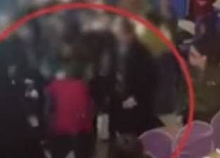 بالفيديو| اعتداء جماعي على "نادلة" لخدمتها البطيئة في الصين