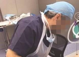 طبيب ينشر مقطع فيديو لسيدة "شبه عارية" أثناء إجرائه عملية "شفط دهون"