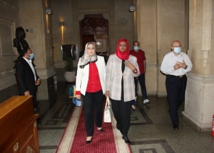 وزيرة الثقافة الليبية تزور دار الكتب المصرية