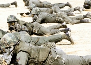 جنود يرتدون أقنعة غاز-صورة أرشيفية