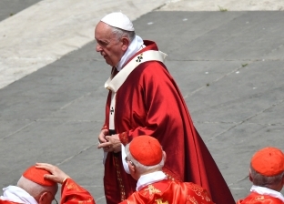 البابا فرنسيس عن وصوله متأخرا لصلاة التبشير: "الأسانسير اتعلق بيا"
