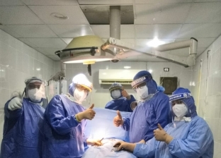 مستشفى قنا ينقذ مريضا بكورونا أصيب بانفجار الزائدة الدودية