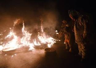 بالصور| "ليلة العام الجديد".. بريطانيون يشعلون النيران لقتل الأرواح الشريرة