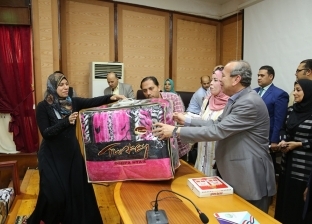 "بطاطين و حلوى" لـ80 سيدة في كفر الشيخ احتفالا بالمولد النبوي
