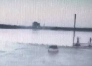 بالصور| مطاردة مثيرة لـ"مخمور" يقود سيارة تنتهي في "بحيرة"