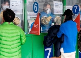 كوريا الجنوبية تسجل 53 ألفا و807 إصابات بفيروس كورونا في يوم واحد