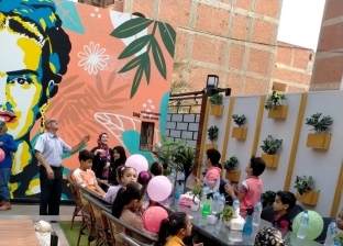 حفل عيد ميلاد جماعي لـ 22 طفلا يتيما داخل شارع السعادة بمنوف