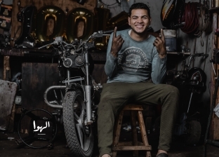 مطرب مصري يدشن أغنية «حفروا بالمعلقة» دعما للأسرى الفلسطينيين «فيديو»