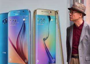 شركة صينية تتحدى "أبل" وتنتج هاتف محمول ذو اللونين الذهبي والوردي