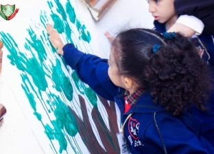 طلاب مدرسة بسوهاج يشاركون في «اتحضر للأخضر» بفعاليات متنوعة.. بينها زراعة الأسطح