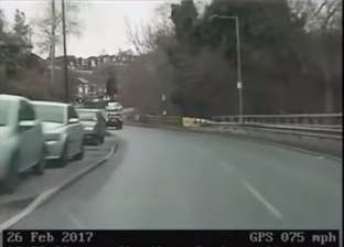 بالفيديو| مطاردة للشرطة البريطانية ضد سارق سيارة