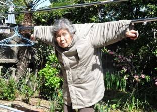 "دعونا نلعب" معرض صور خاص لـ"مسنة يابانية" تعشق الفوتوغرافيا