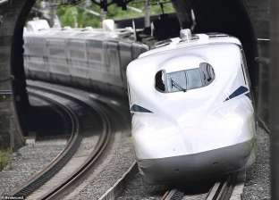 "طلقة" ويمكنه الهروب من أي زلزال.. اليابان تطلق أسرع قطار في العالم