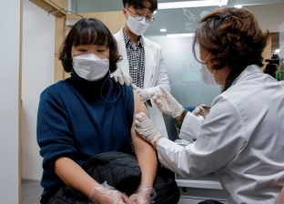 «كوريا الجنوبية» توسع نطاق اختبارات كورونا وتقلل فترة الحجر الصحي