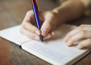 "ارجع شخبط واكتب بإيدك".. 6 فوائد للكتابة بالورقة والقلم